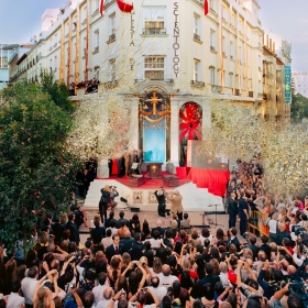 Τα εγκαίνια στη «Γειτονιά των Γραμμάτων» της Μαδρίτης, σηματοδότησαν μια νέα εποχή για τη θρησκευτική ελευθερία στην Ισπανία, με προσωπικότητες από το χώρο της νομικής, της θρησκείας και των ανθρωπίνων δικαιωμάτων αναγγέλλοντας τη Σαηεντολογία ως την ελπίδα για τη χώρα τους.